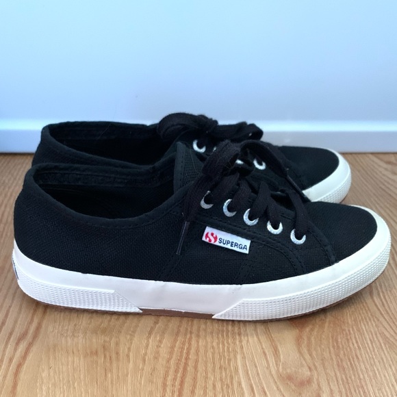 superga cotu sizing